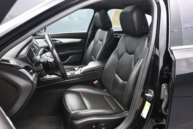 Used 2023 Cadillac CT5 Luxury w/ Sun And Sound Package RWD image 7