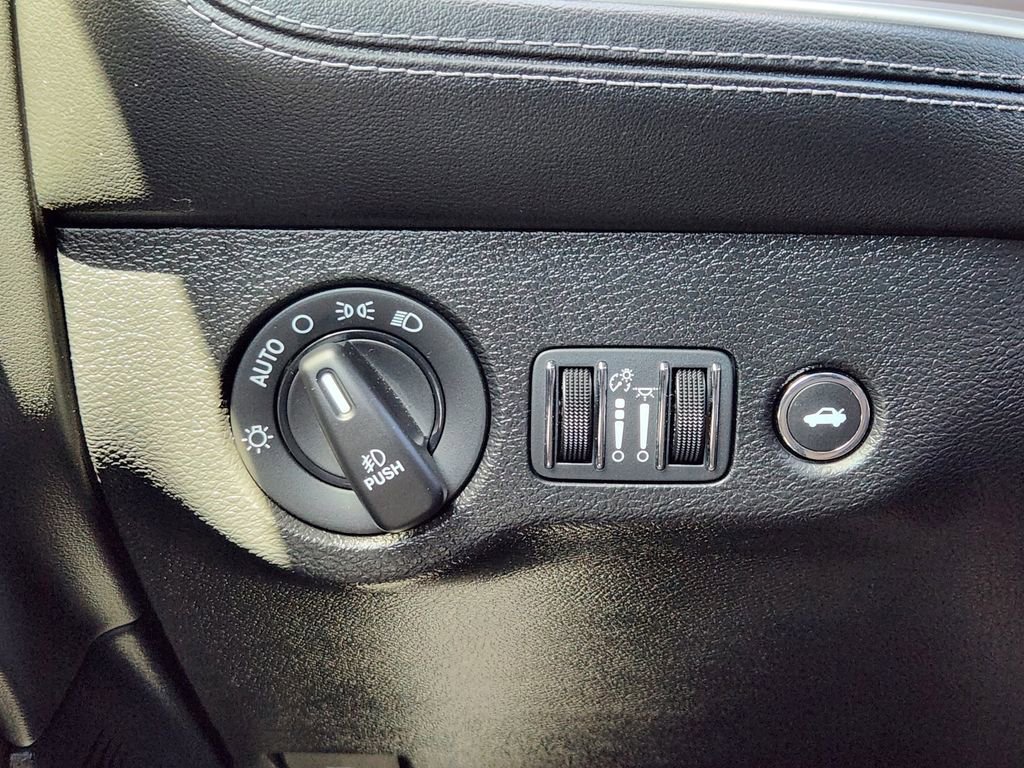 Used 2022 Dodge Challenger R/T Scat Pack w/ Shaker Package RWD image 13