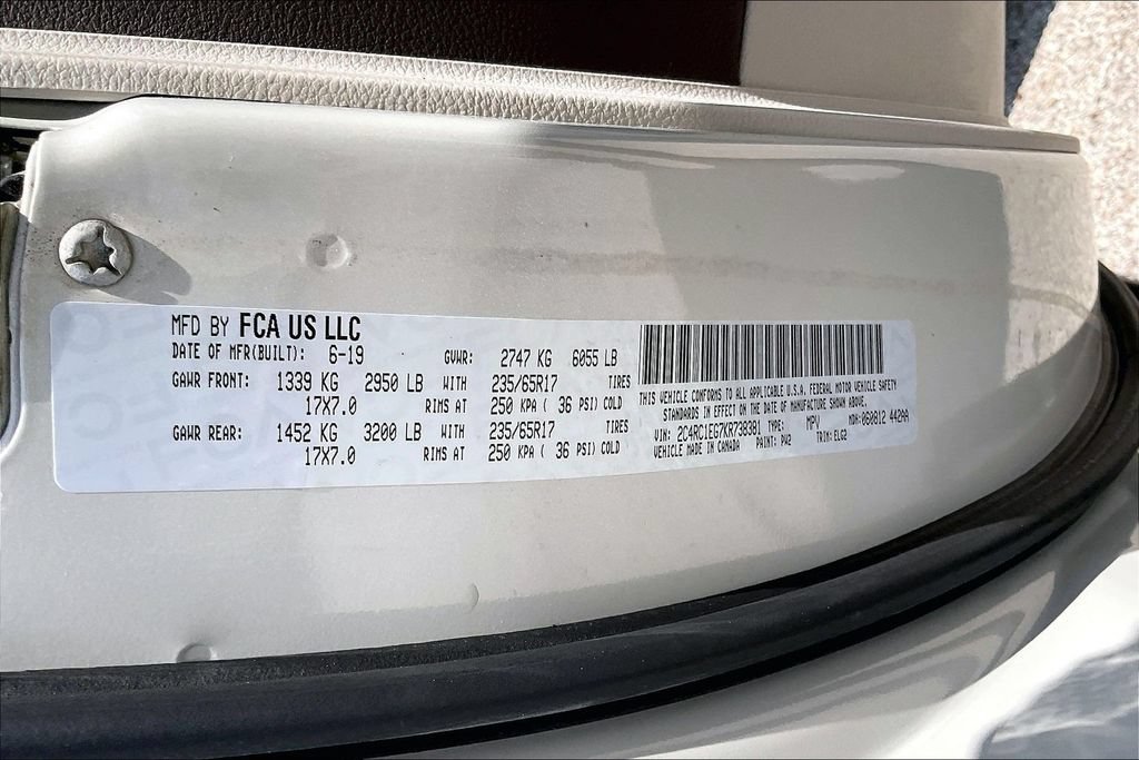 Certified 2019 Chrysler Pacifica Touring-L Plus FWD image 16