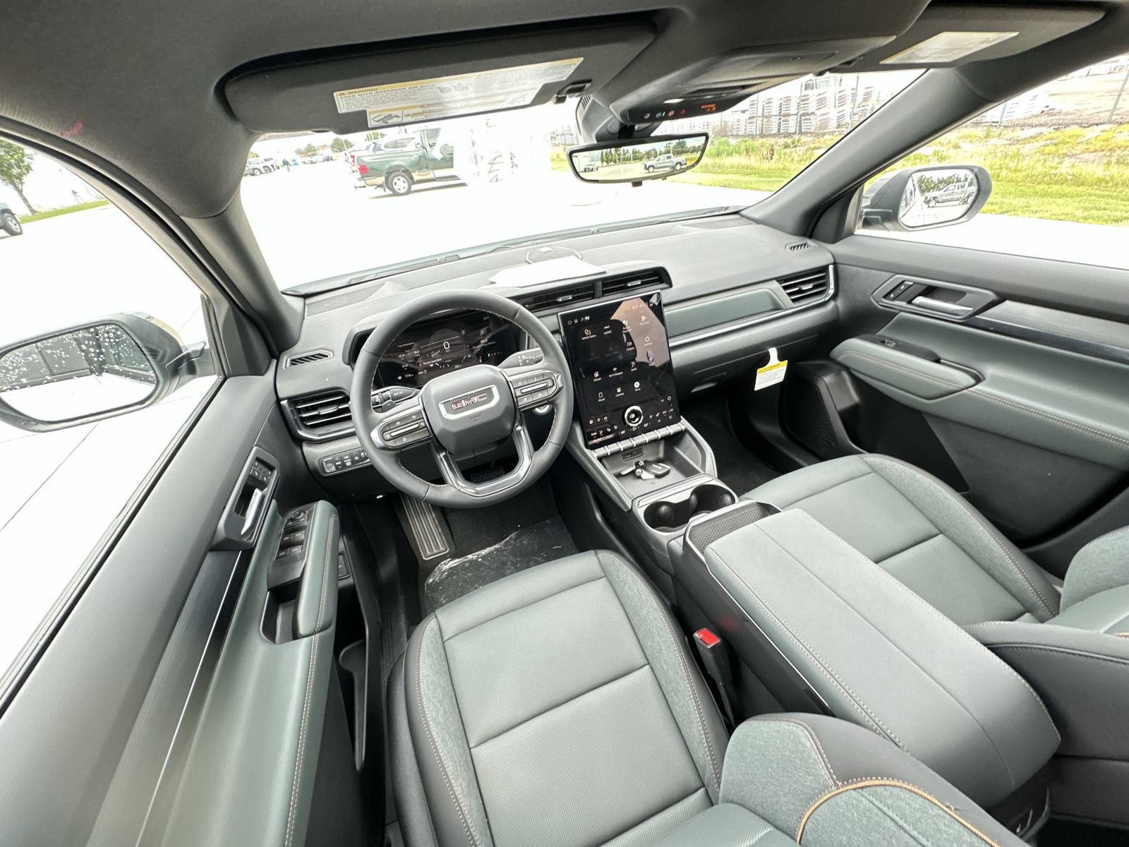 New 2026 GMC Terrain AT4 w/ Convenience Package III AWD/4WD image 21