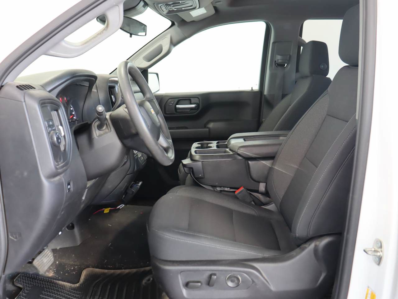 Certified 2024 Chevrolet Silverado 1500 Custom RWD image 7