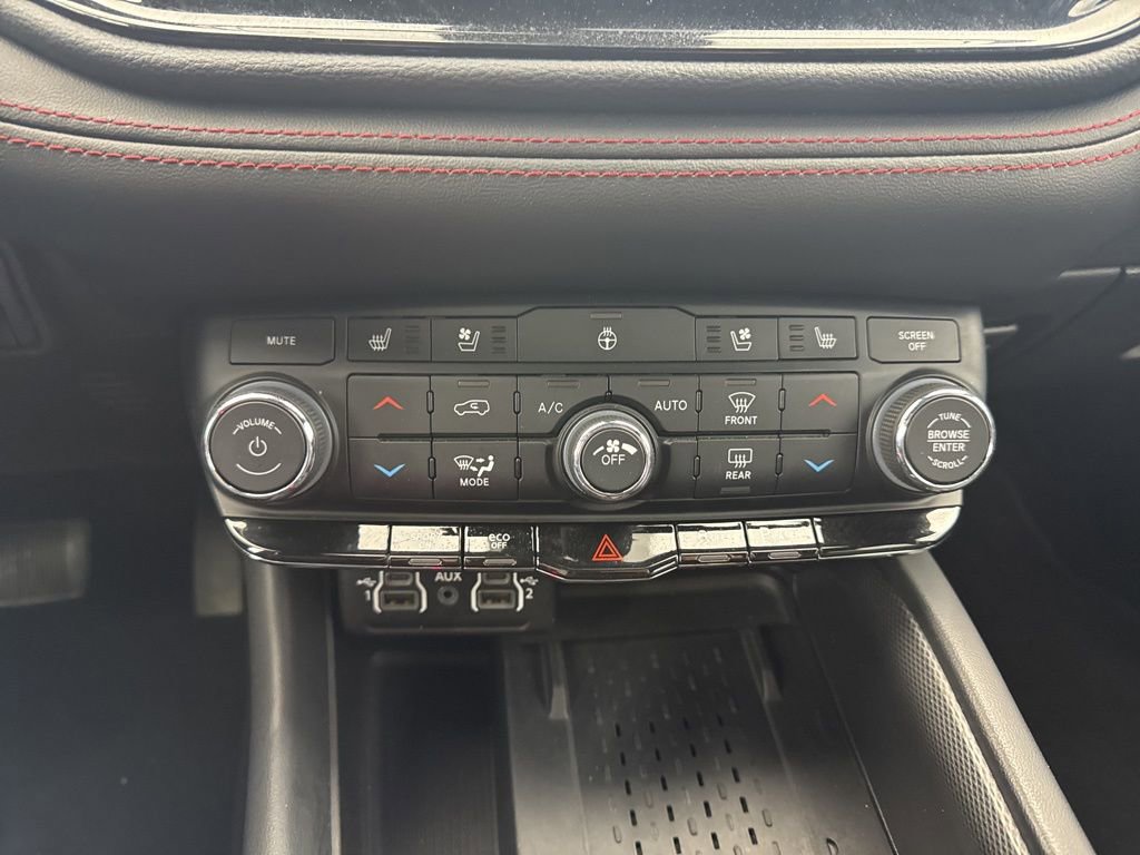 Used 2025 Dodge Durango R/T AWD/4WD image 20