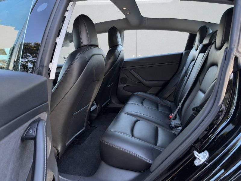Used 2021 Tesla Model 3 Long Range AWD/4WD image 10