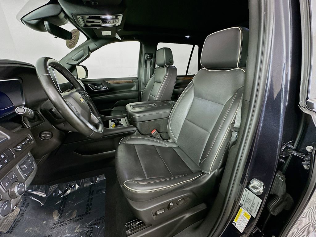 Used 2024 Chevrolet Tahoe Premier AWD/4WD image 31
