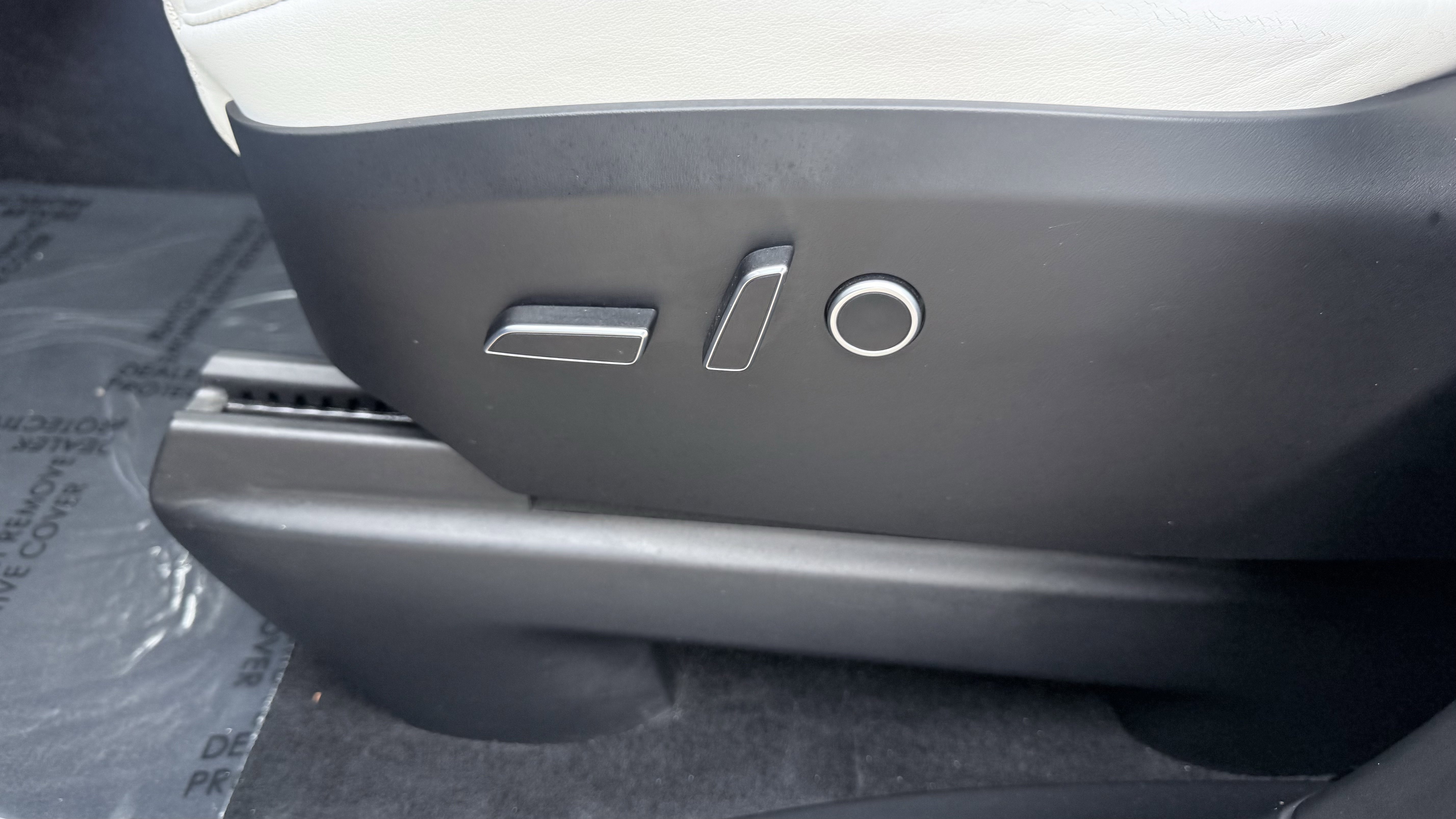 Used 2022 Tesla Model X Plaid AWD/4WD image 25