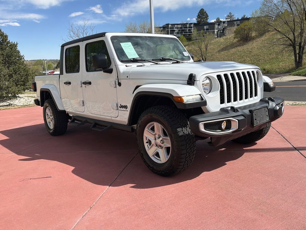 Used 2023 Jeep Gladiator Sport image 1