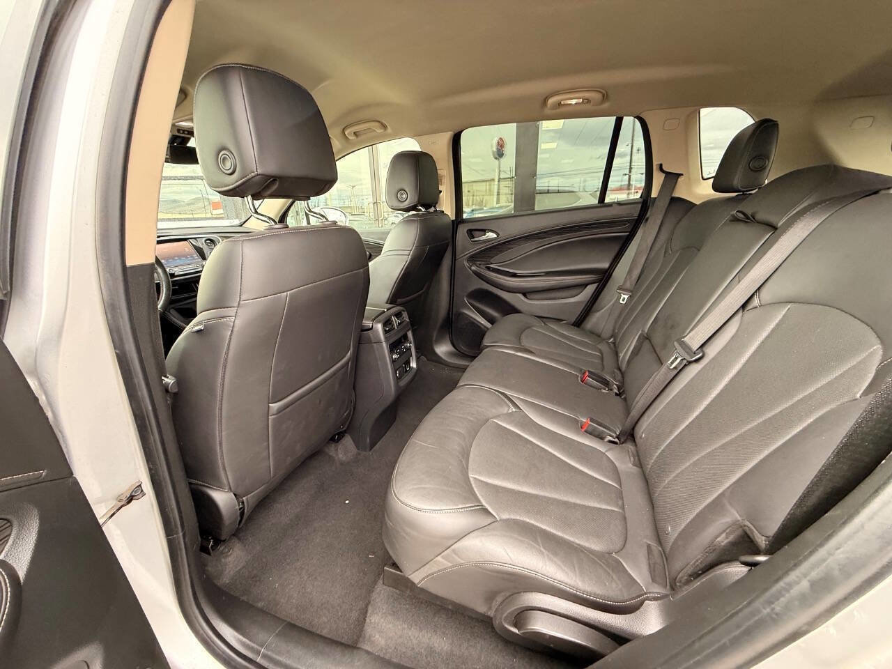 Used 2017 Buick Envision Essence AWD/4WD image 8
