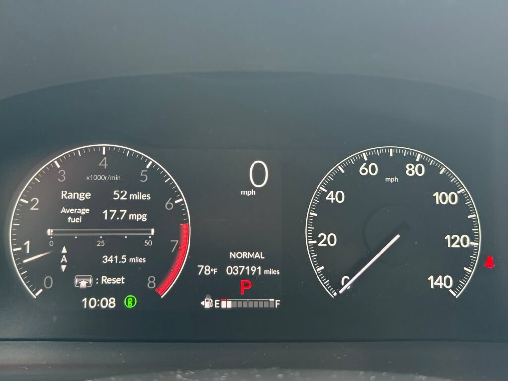 Used 2025 Honda Pilot Touring image 25
