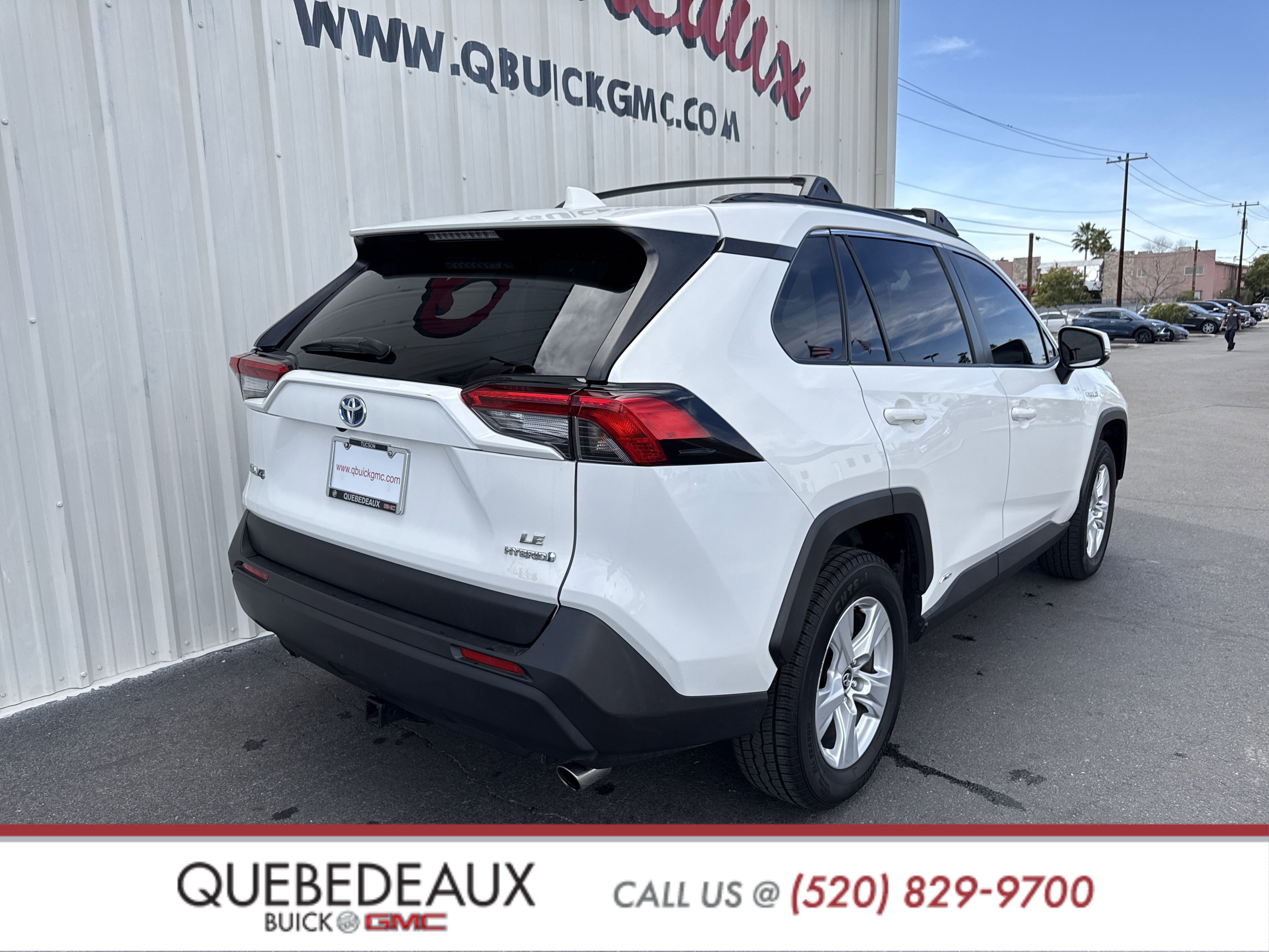 Used 2020 Toyota RAV4 LE image 27
