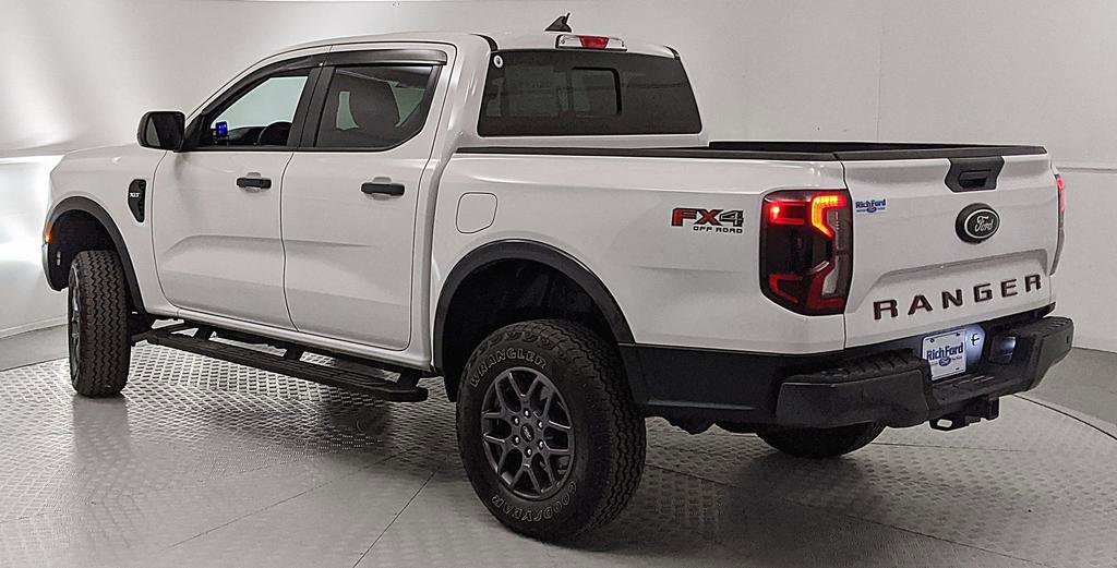 Used 2024 Ford Ranger XLT w/ FX4 Off-Road Package AWD/4WD image 4