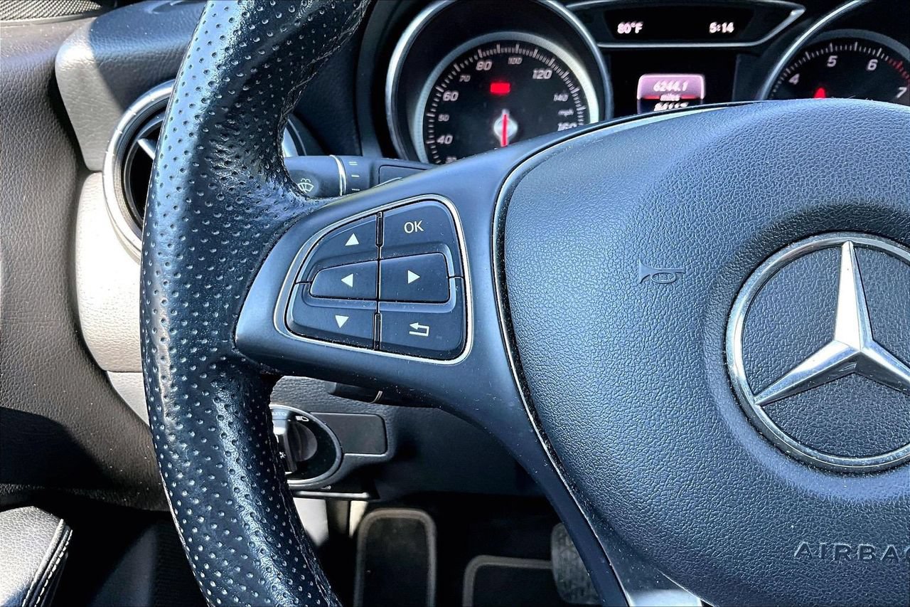 Used 2019 Mercedes-Benz CLA 250 4MATIC image 27
