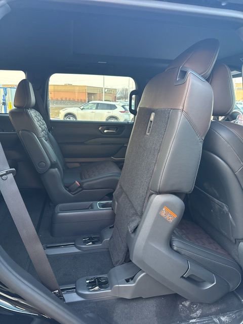 New 2026 Nissan Armada Platinum Reserve image 21