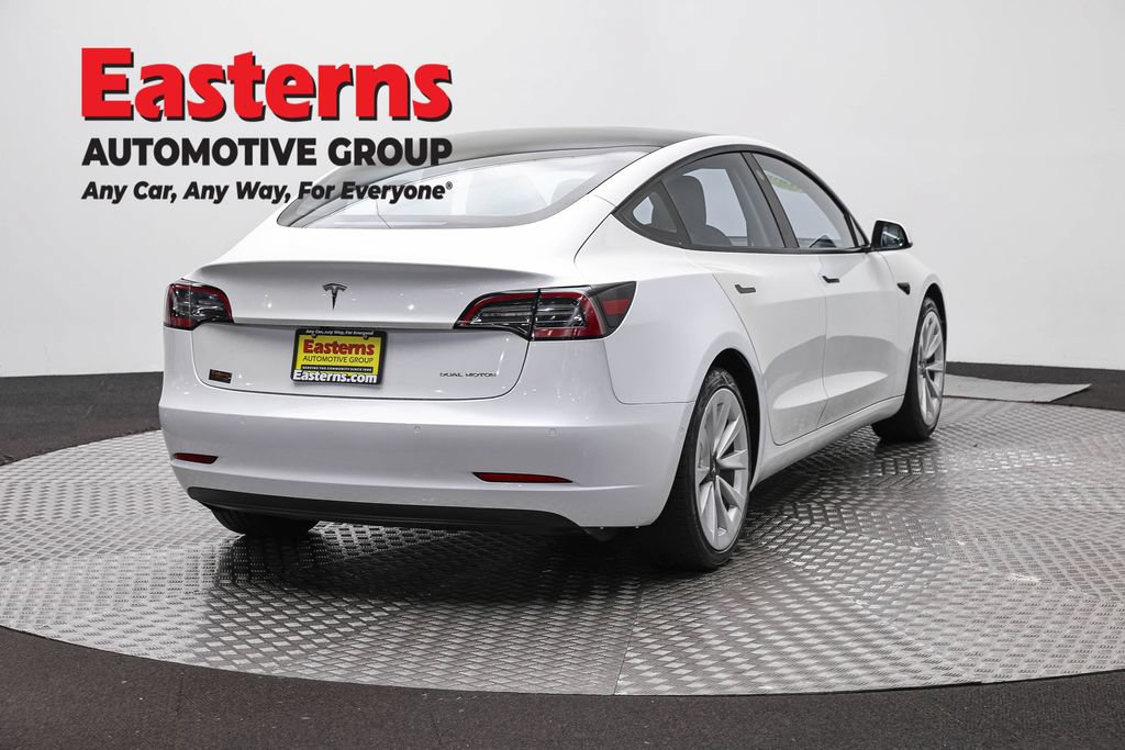 Used 2022 Tesla Model 3 Long Range AWD/4WD image 5