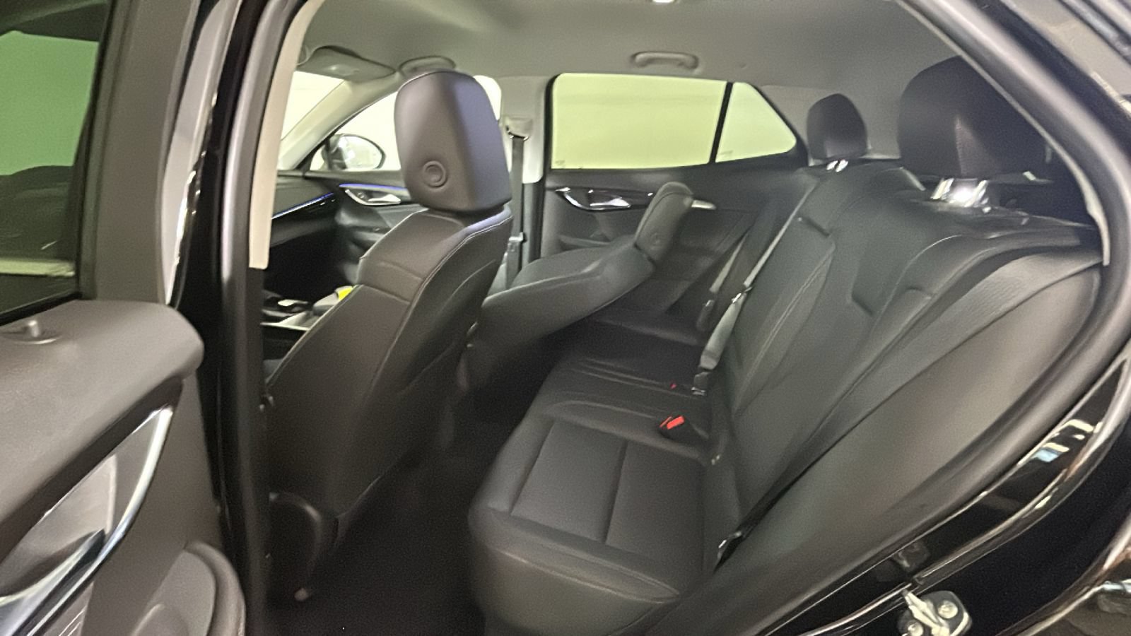 Used 2025 Buick Envision Preferred AWD/4WD image 30