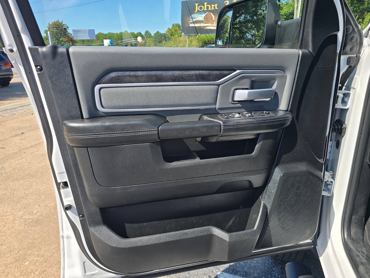 Used 2021 RAM 4500 SLT w/ Quick Order Package 2YG SLT AWD/4WD image 14