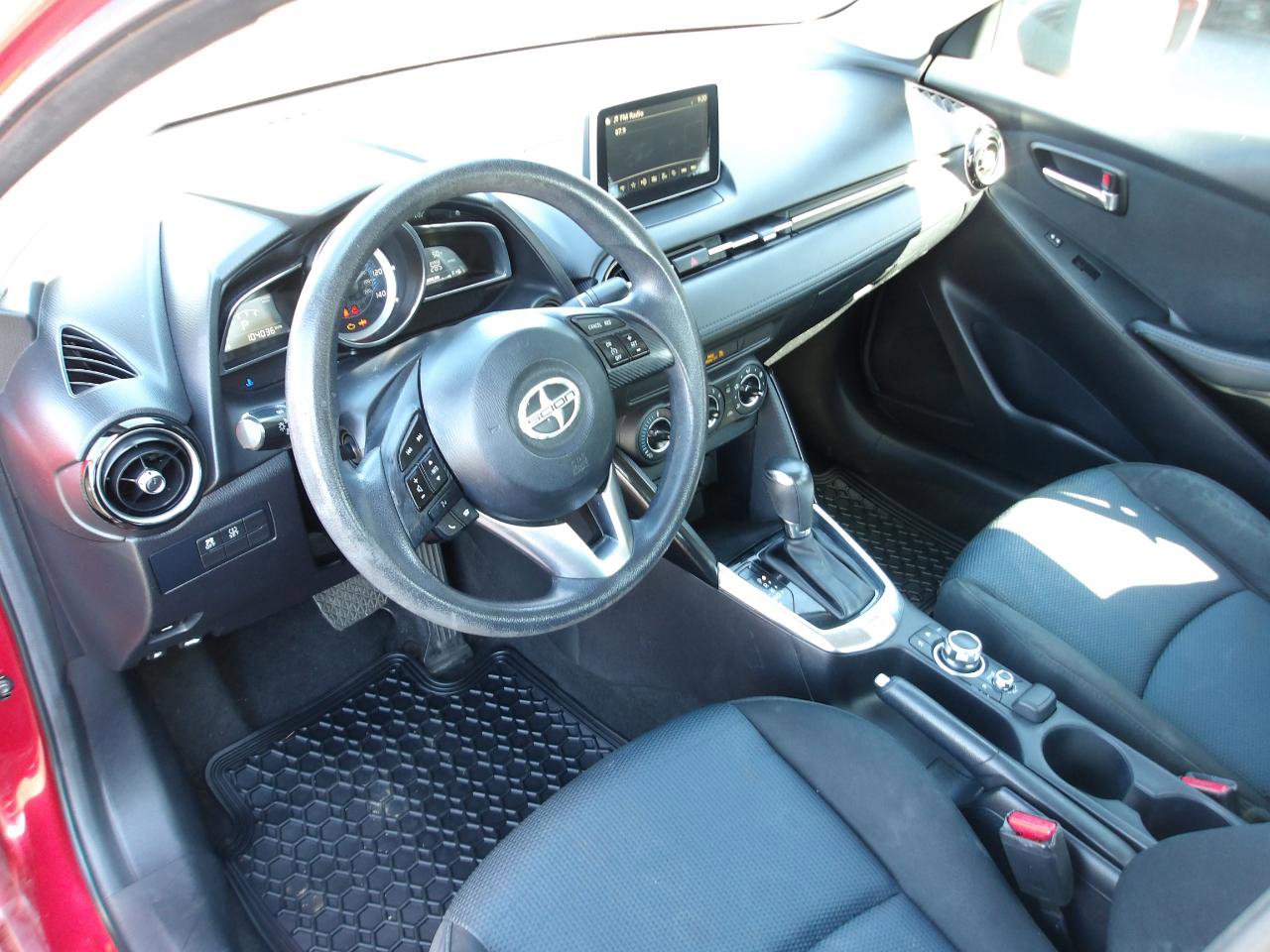 Used 2016 Scion iA FWD image 9