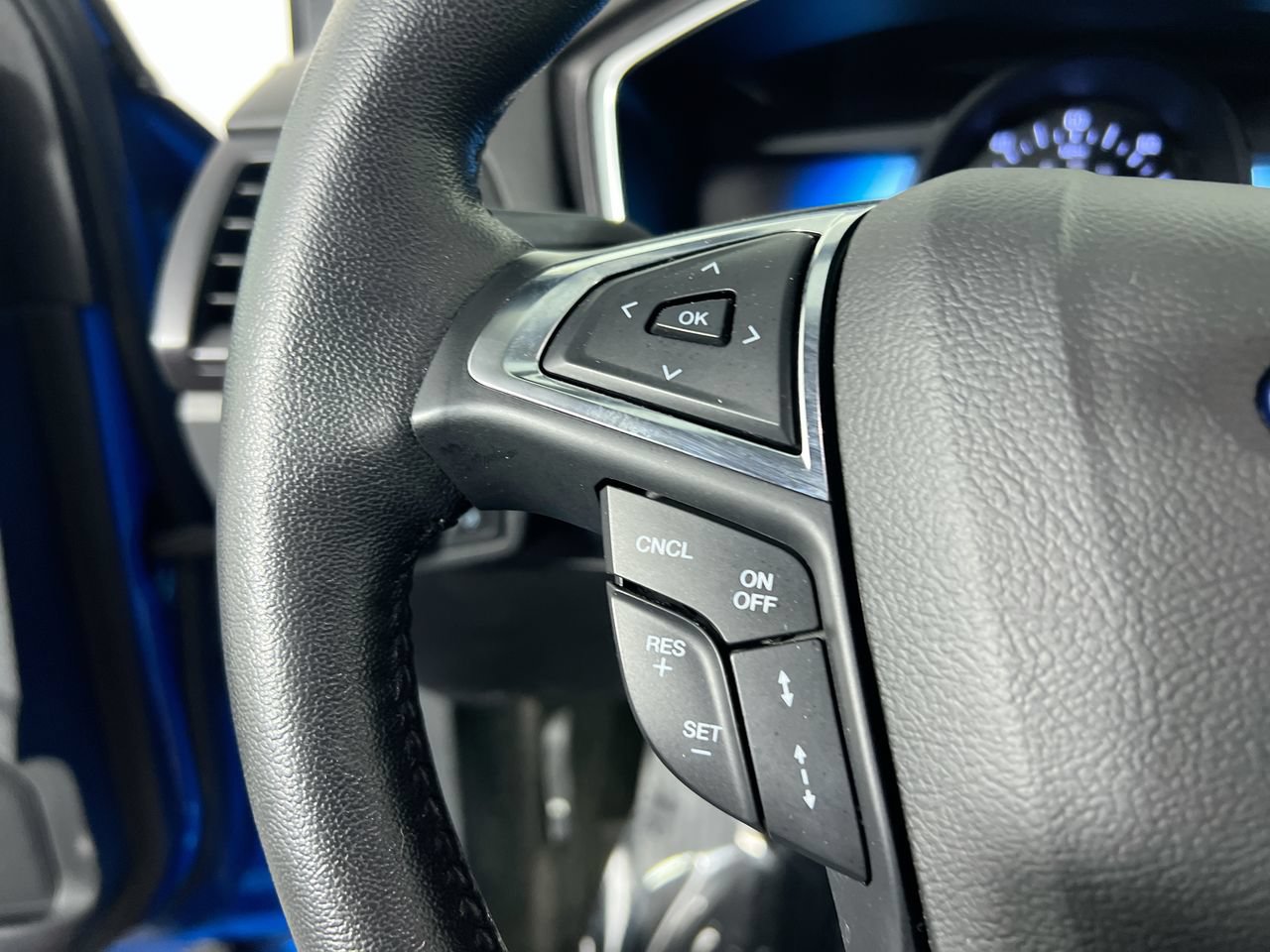Used 2019 Ford Fusion Energi Titanium FWD image 16