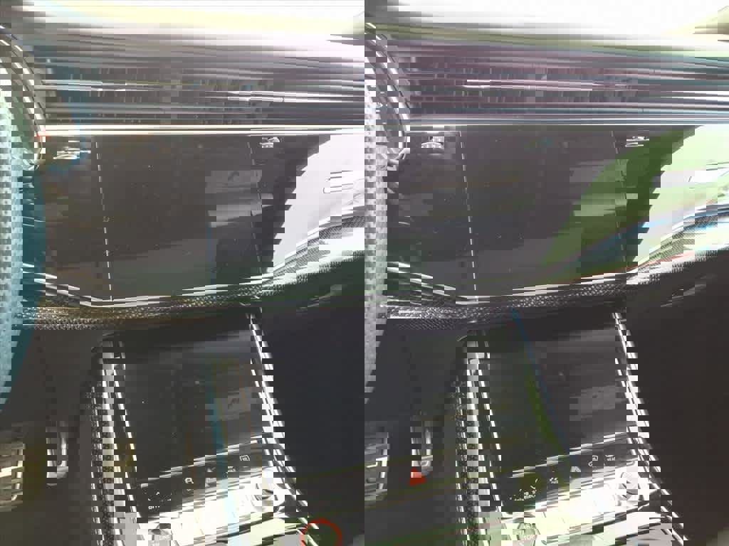 Used 2022 Audi SQ8 Prestige image 13