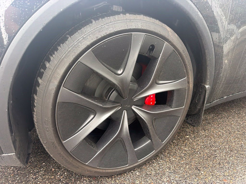 Used 2026 Tesla Model Y Performance AWD/4WD image 3