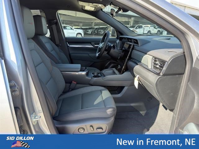 New 2027 GMC Terrain AT4 w/ Convenience Package III AWD/4WD image 17
