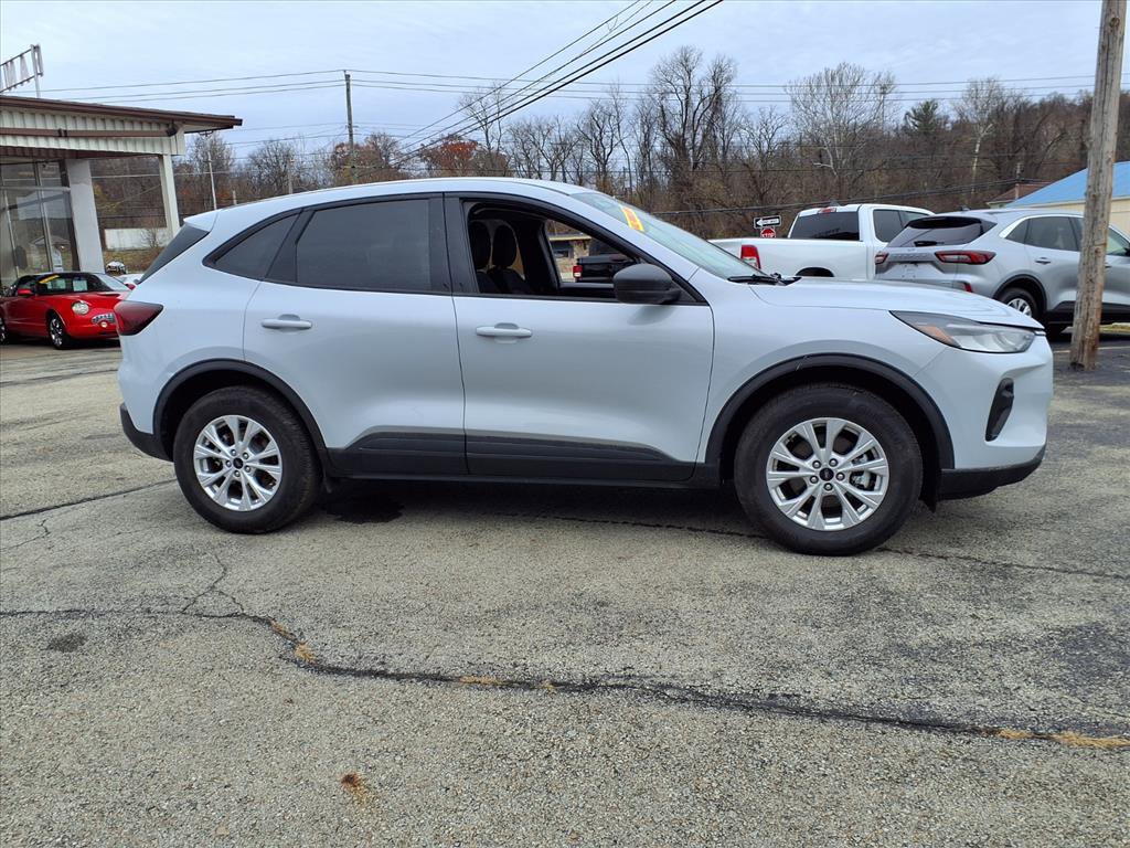 Used 2025 Ford Escape Active AWD/4WD image 5