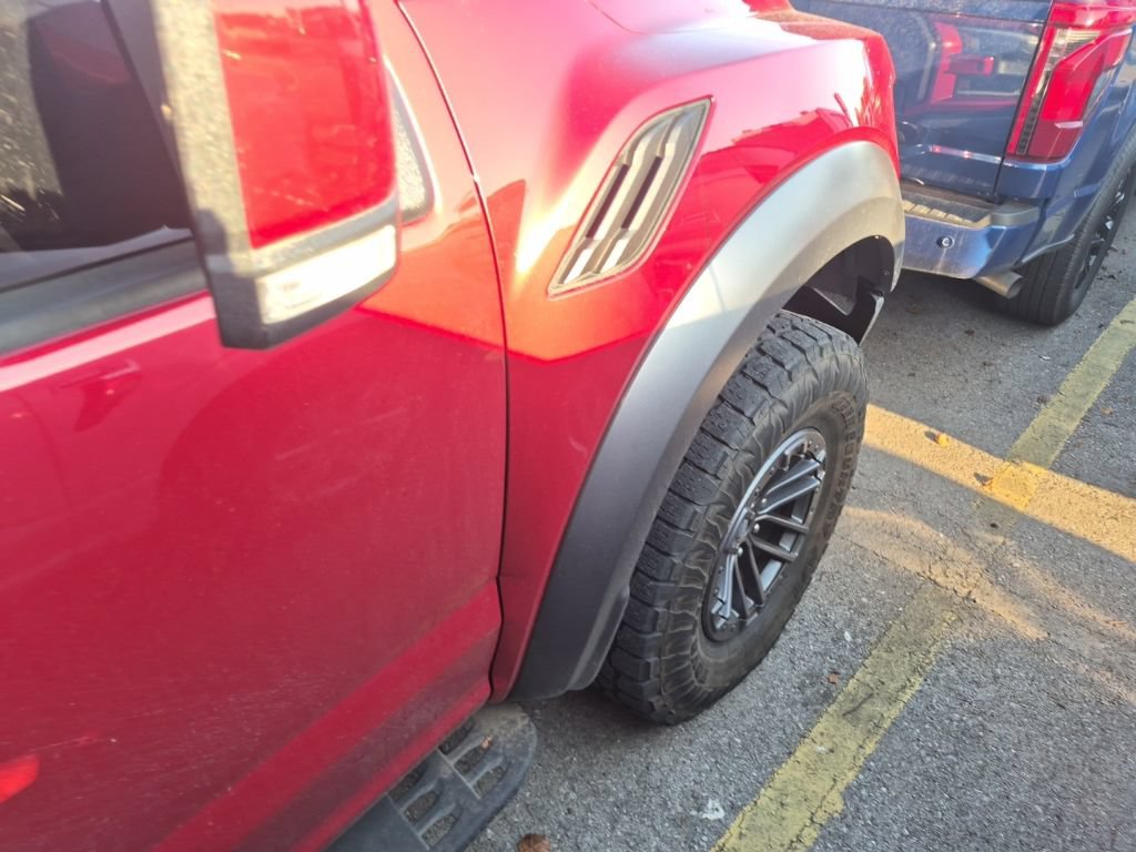 Used 2020 Ford F150 Raptor w/ Equipment Group 802A Luxury AWD/4WD image 23