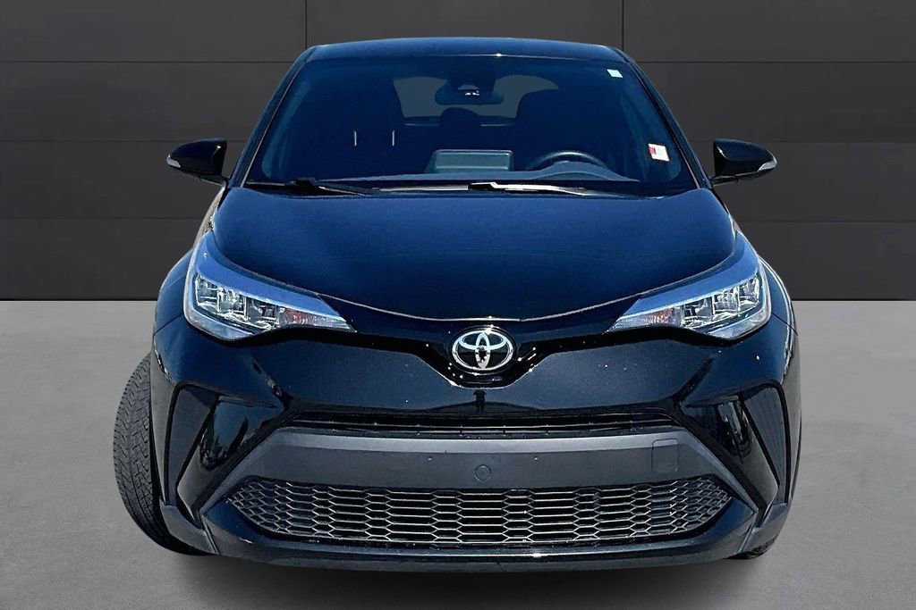 Used 2021 Toyota C-HR XLE image 3