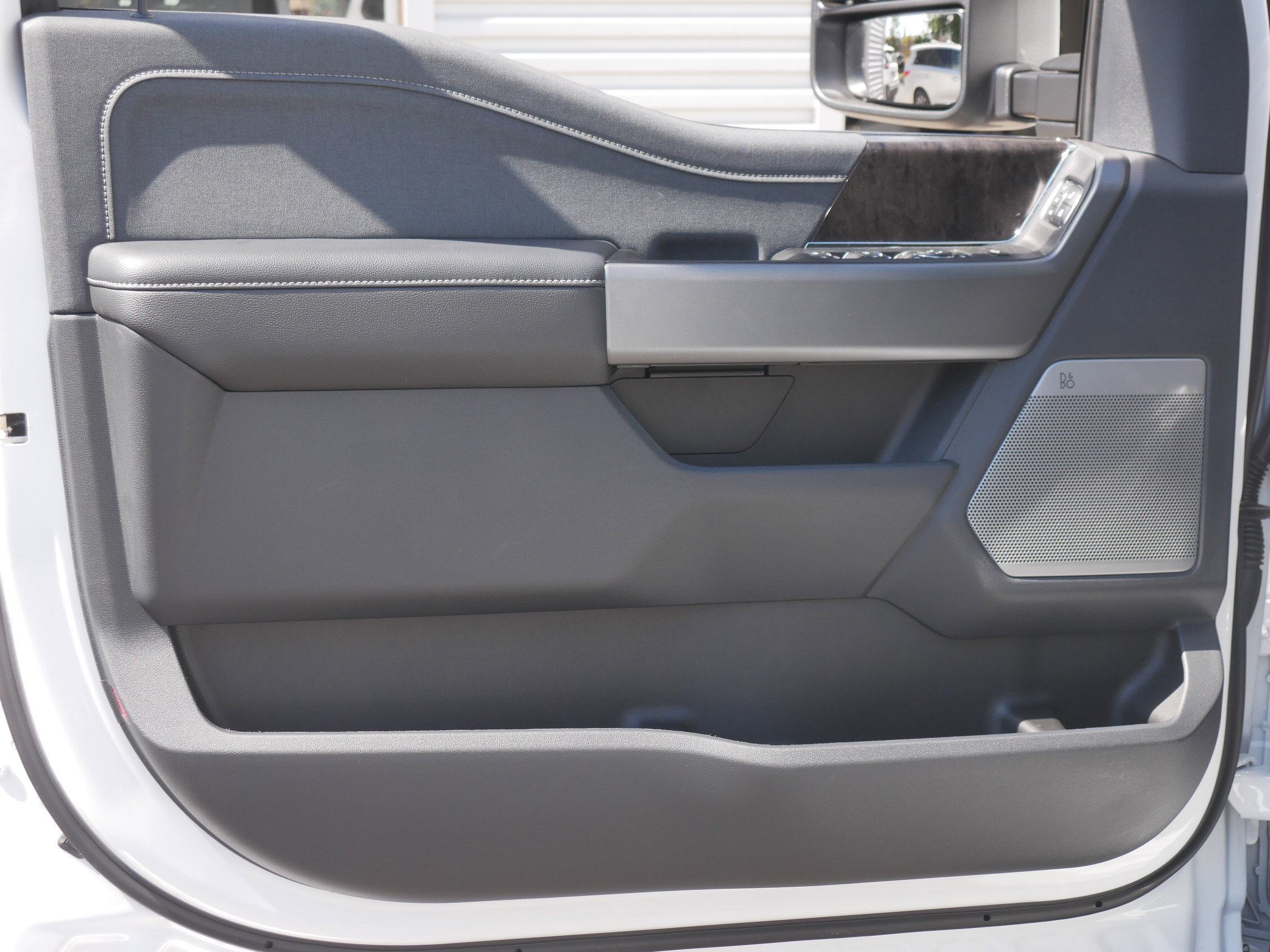 New 2025 Ford F350 Lariat w/ Lariat Ultimate Package image 37