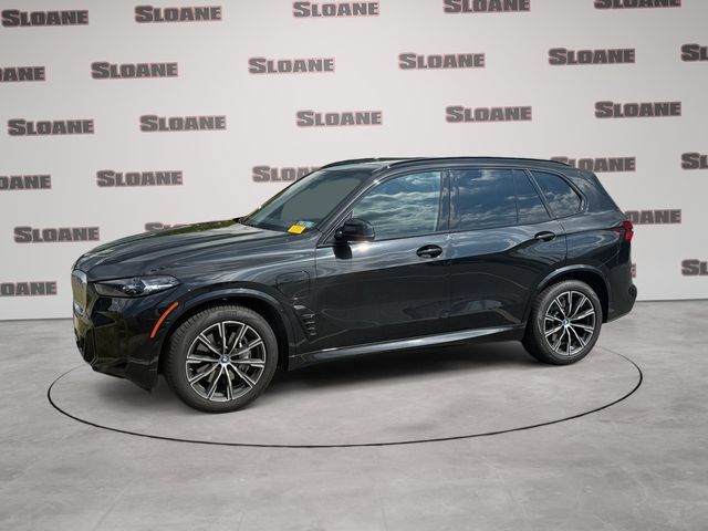 Certified 2024 BMW X5 xDrive50e w/ M Sport Package AWD/4WD image 1