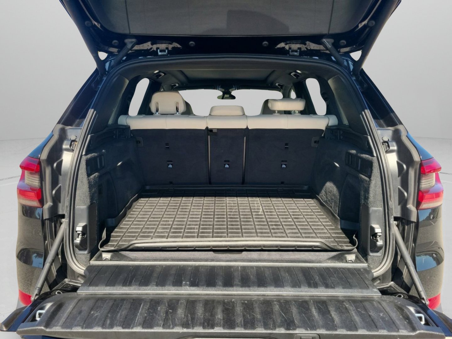 Used 2021 BMW X5 xDrive40i w/ Convenience Package image 25