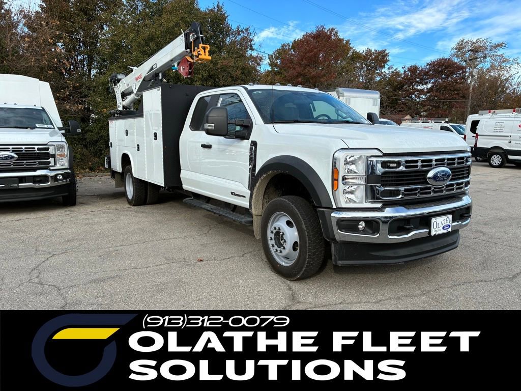New 2026 Ford F550 4x4 Supercab Super Duty image 18
