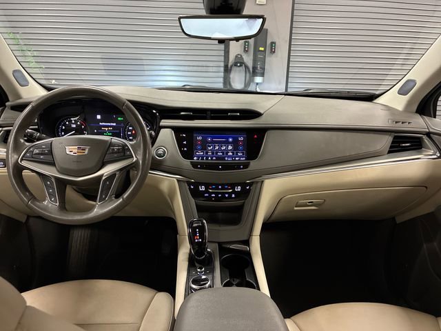 Used 2021 Cadillac XT5 Premium Luxury FWD image 12