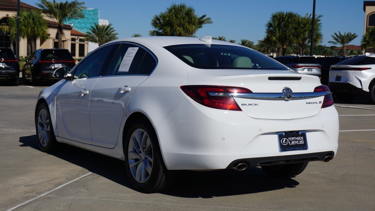 Used 2016 Buick Regal Premium image 8