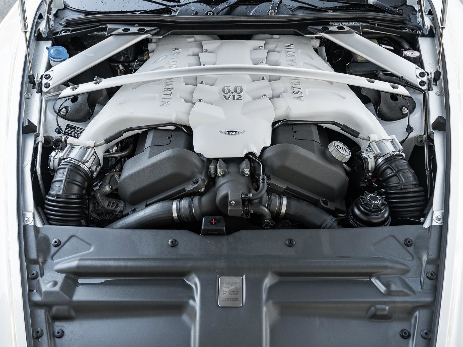 Used 2010 Aston Martin DBS Volante image 54