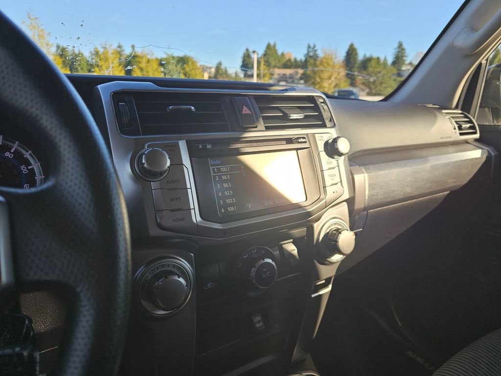 Used 2018 Toyota 4Runner SR5 image 27