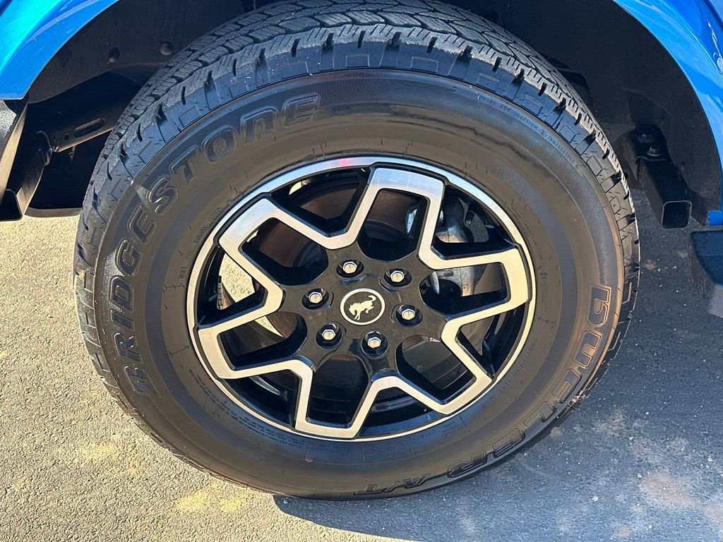 Used 2024 Ford Bronco Outer Banks image 11