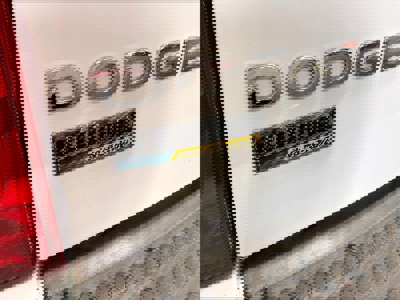 Used 2009 Dodge Durango SLT image 11