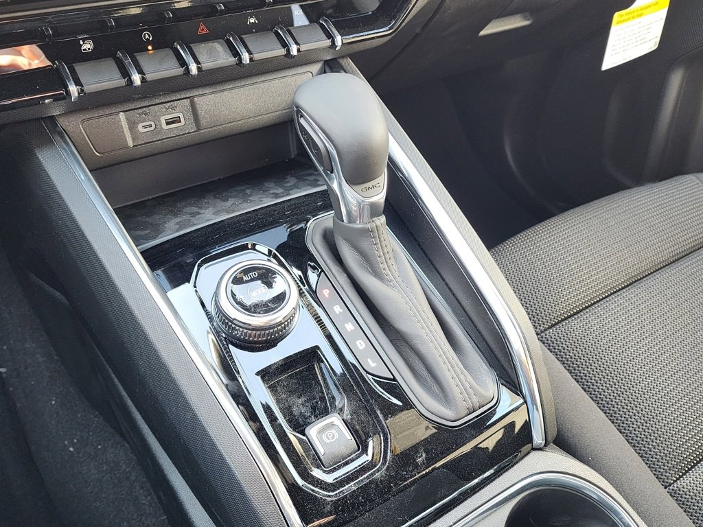 New 2026 GMC Canyon Elevation w/ Convenience Package image 30