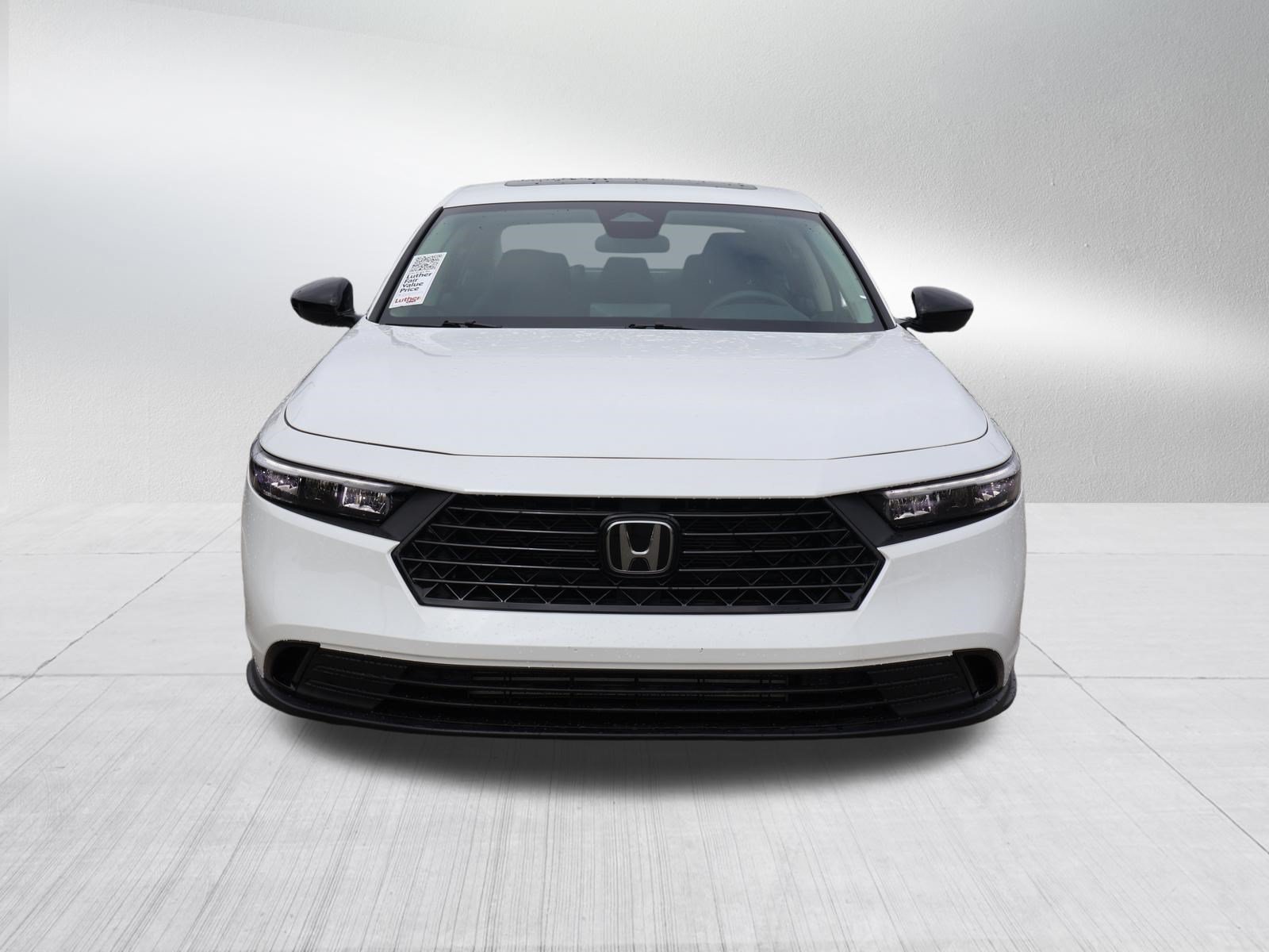 Used 2025 Honda Accord SE image 2