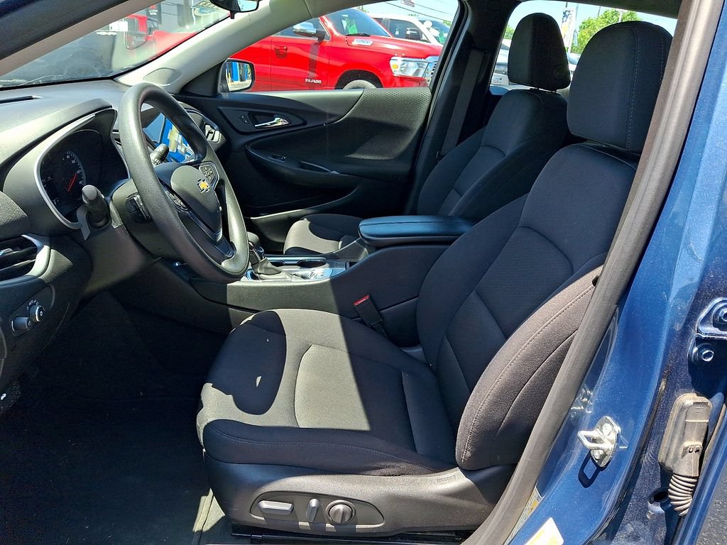 Used 2024 Chevrolet Malibu LT FWD image 14