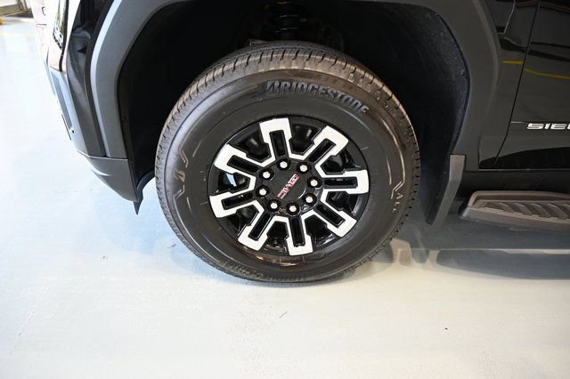 New 2026 GMC Sierra EV Elevation w/ Premium Package AWD/4WD image 32