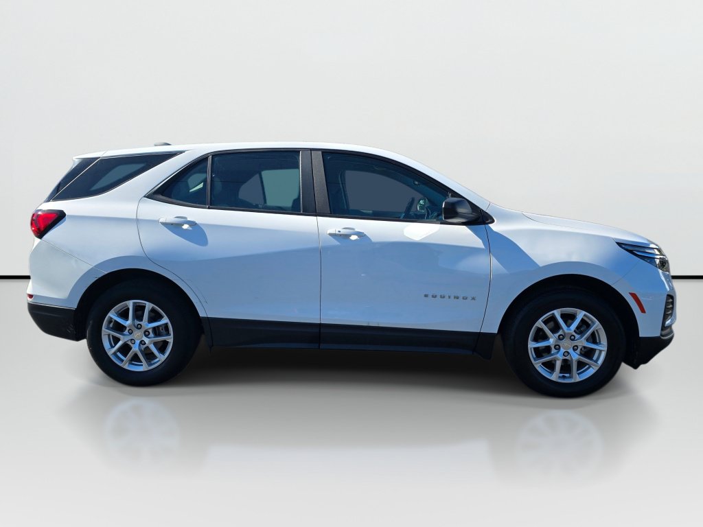 Used 2024 Chevrolet Equinox LS FWD image 8