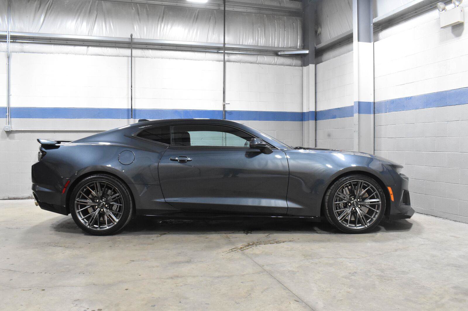 Used 2022 Chevrolet Camaro ZL1 RWD image 26