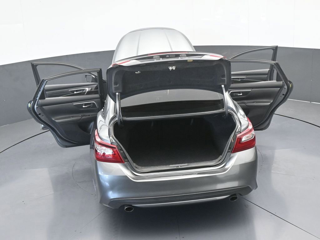 Used 2018 Nissan Altima 2.5 SR w/ SR Midnight Edition image 68