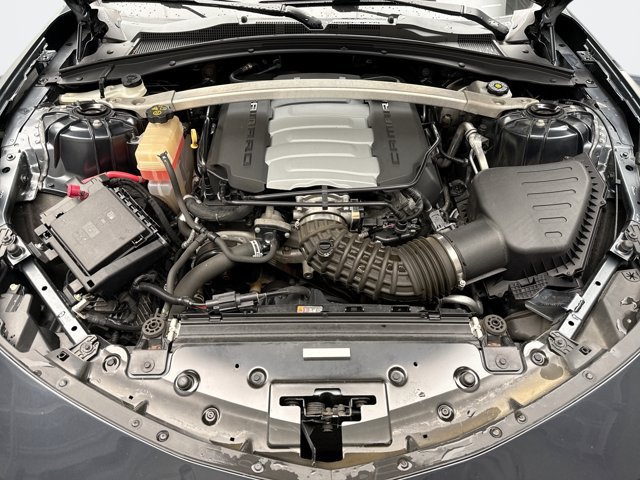 Used 2020 Chevrolet Camaro SS RWD image 23
