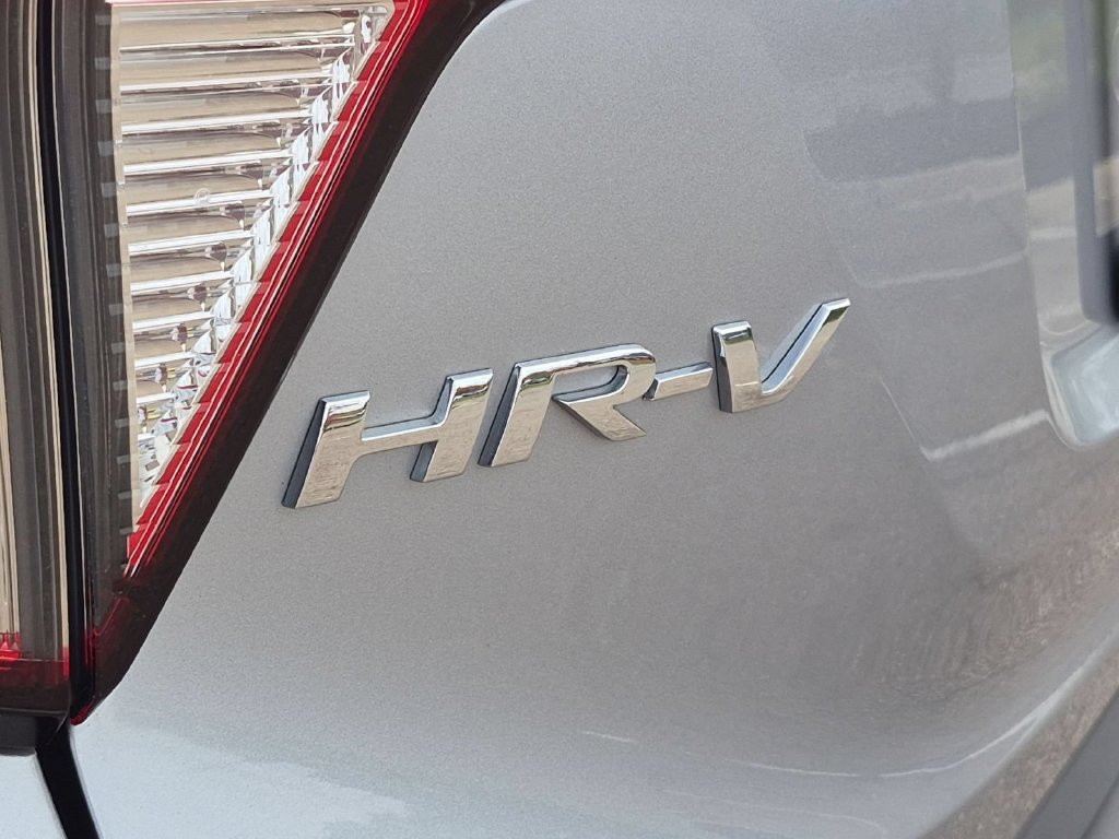 Used 2019 Honda HR-V EX image 10
