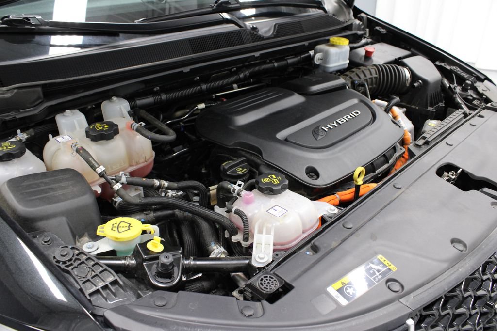 Used 2023 Chrysler Pacifica Touring-L FWD image 14
