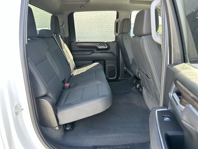 Used 2025 Chevrolet Silverado 3500 LT w/ Convenience Package image 26