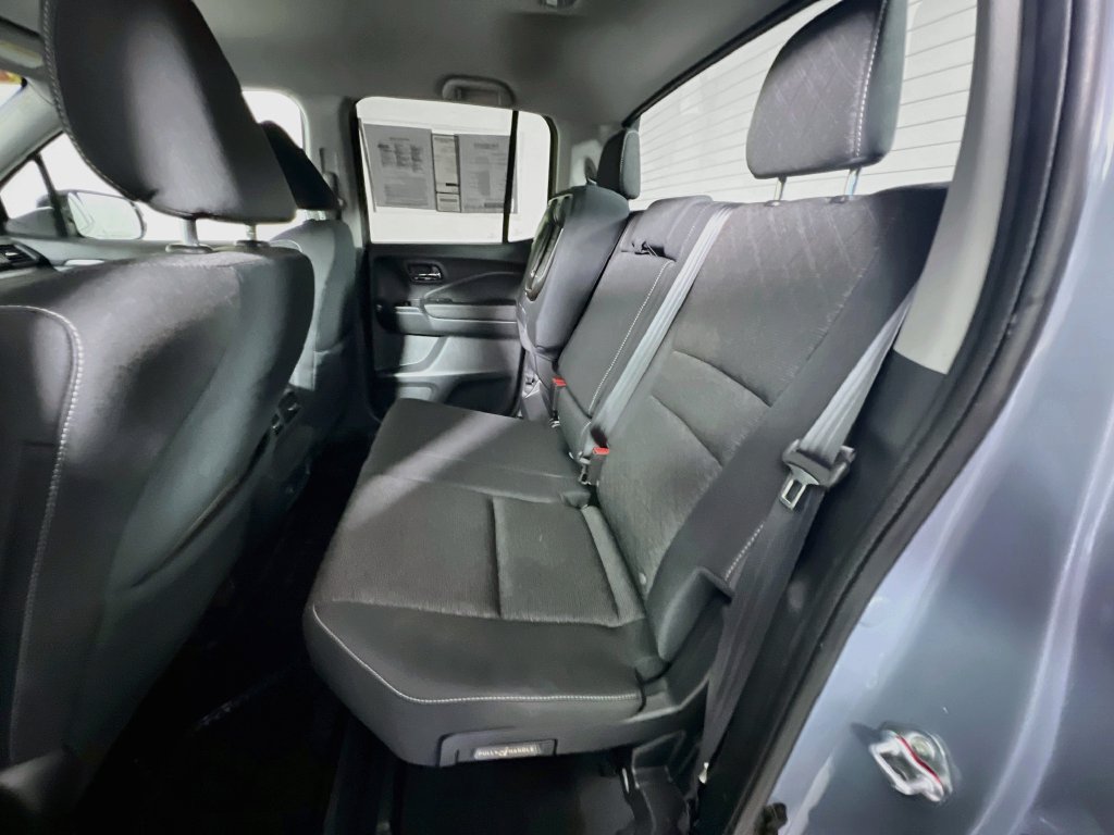 Used 2024 Honda Ridgeline Sport image 24