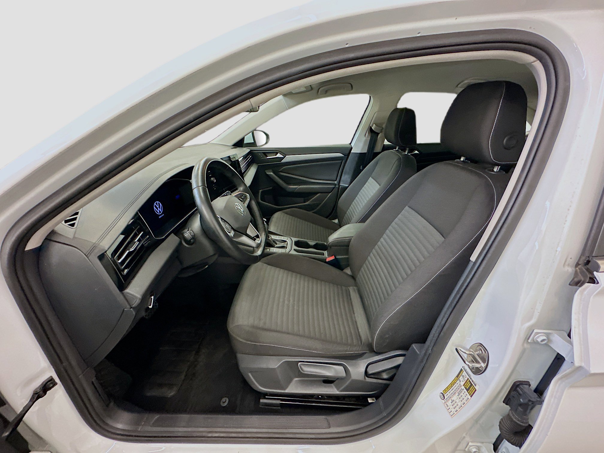 Used 2025 Volkswagen Jetta S FWD image 13